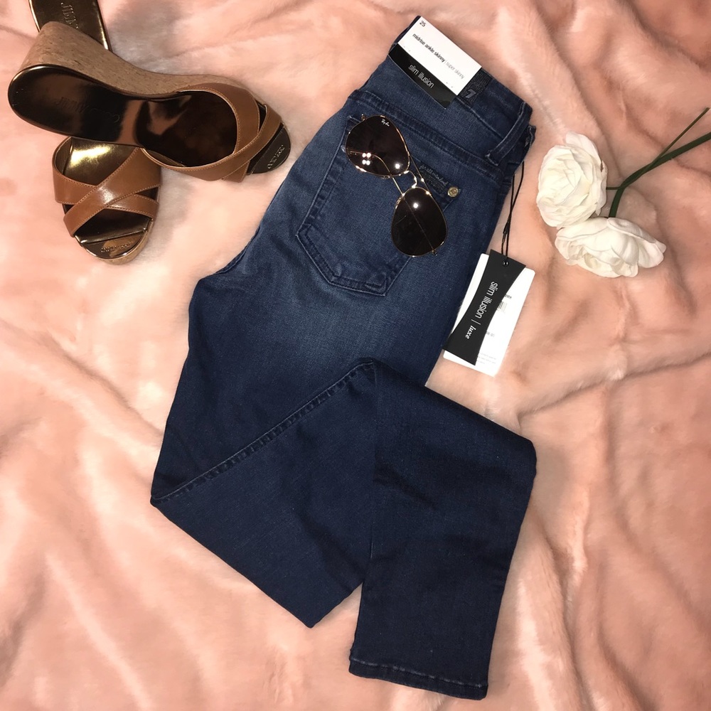 7 For All Mankind Jeans “Slim Illusion” 25